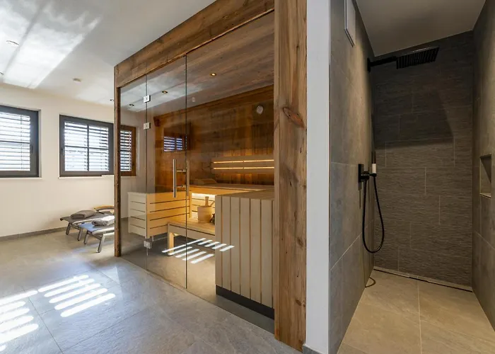 Haus Am Hang シャレー *
